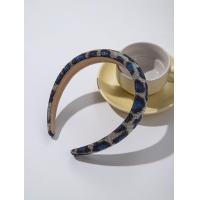 ราคา ผ้าฟองน้ำพิมพ์ลายเสือดาวสีฟ้า3ซม ผ้าแถบคาดศีรษะพลาสติกเครื่องประดับผมที่คาดผมติดโบว์ผมสายคาดผมลายสก๊อตผู้หญิง (21130795419)