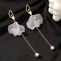 ราคา ต่างหูแฟชั่นพู่ยาวต่างหูหลายชั้นกลีบดอกไม้สีขาวอ่อนสำหรับผู้หญิงเครื่องประดับปาร์ตี้สวยงานแต่งงานที่โรแมนติก (19005750542)