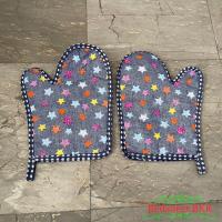 ราคา Bedsheet bkk ถุงมือกันความร้อน ถุงมือจับหม้อ จับกระทะ เนื้อผ้าฝ้าย ซักได้ สีสด น่ารักๆ รหัส056 (16930009205)
