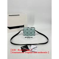 ราคา 100 Issey Miyake Issey Miyake กระเป๋าผู้หญิงกระเป๋ากล้อง กระเป๋าผู้หญิงไหล่เดี่ยวแนวทแยงกระเป๋า AG801 (18343219869)