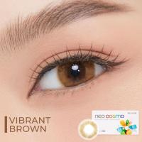 ราคา คอนแทคเลนส์ Vibrant Brown Neo Cosmo ส่งฟรีไม่ต้องใช้โค้ด สีน้ำตาลอ่อน ตาหวาน สไตล์ฝรั่ง มีค่าสายตาพร้อมส่ง (18151856617)