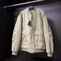 ราคา Arcteryx ฤดูใบไม้ร่วงและฤดูหนาวหนากันน้ำเสื้อเบสบอลบุนวมเสื้อผ้าผู้ชายสีแดงสไตล์เดียวกันกับนกบ้านผ้าฝ้ายหลวมคลิปคู่เสื้อแจ็คเก็ตเสริมไหล่2022ใหม่ (17125765157)