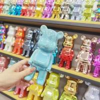 ราคา 20cm Tiktok กระปุกออมสินตู้เซฟ Piggy Bank กระปุกออมสินหมี ของชำร่วย ของแจกเด็ก หมีรุนแรง ชุบเซรามิค ออมสิน Bearbrick toys (21218598087)