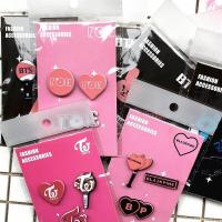 ราคา KPOP BTS Pin BLACKPINK GOT7 TWICE SEVENTEEN Acrylic Brooch (15115316496)