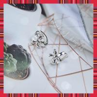 ราคา พร้อมส่ง ต่างหูก้านเงิน S925 ต่างหูห่วงเล็ก รูปโบว์ สีเงิน ต่างหูเงินS925 ต่างหูผู้หญิง ตุ้มหูห่วงเล็ก ต่างหูแฟชั่น (18045268911)