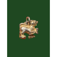 ราคา สิงห์ราชสีห์หลวงพ่อกวยวัดโฆสิตาราม วัดบ้านแค ชัยนาท เนื้อตะกั่วกะไหล่ทอง ปี2521 เดิมๆ แท้รับประกัน 3874 (18489583532)
