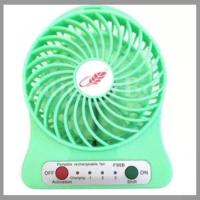 ราคา Mini fan พัดลมพกพาขนาดเล็ก ชาร์จสาย USB ใส่ถ่าน ลมแรง (19786400240)