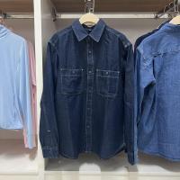 ราคา ชุด UNIQLO แจ็คเก็ตทรงหลวมลำลองสไตล์ฮ่องกงย้อนยุคเสื้อเชิ้ตเดนิมของบุรุษและผู้หญิง452301 456634 453280 (20849381539)