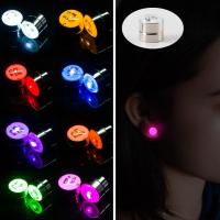 ราคา กระพริบเปิดปิดต่างหูแบบหนีบแม่เหล็ก LED แบบติดหมุดหูเหล็กสแตนเลสอุปกรณ์สำหรับปาร์ตี้เต้นรำของขวัญคริสต์มาสสุดฮอตแท่งเรืองแสง1ไฟคอมพิวเตอร์ (17059225216)