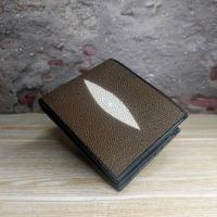 ราคา กระเป๋าหนังแท้ปลากระเบน มีช่องล้วงหลัง แถมกล่อง Genuine Stingray กระเป๋าสตางค์หนังแท้ หนังปลากระเบนแท้ ทนทานเป็นเลิศ (17347082398)