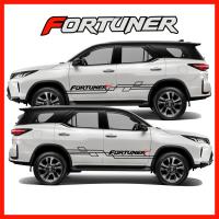 ราคา TOYOTA Fortuner สติ๊กเกอร์แต่งลายโคลนชายประตูฟอร์จูนเนอร์ ชุดแต่งฟอร์จูนเนอร์ สติ๊กเกอร์ซิ่ง สติ๊กเกอร์ติดรถ sticker สอบถามเพิมทางแชท (20943672311)