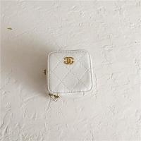 ราคา กระเป๋าสะพายข้างสำหรับเด็กผู้หญิงกระเป๋าสะพายข้างลายดอกไม้ลมมีกลิ่นหอมเล็กๆรันเวย์รุ่นใหม่สำหรับเด็กขนาดเล็กของเด็กผู้หญิงสายโซ่สะพายข้างลิปสติกอุปกรณ์เสริมลูกอมกระเป๋าของเด็กผู้หญิงกระเป๋าสี่เหลี่ยมข