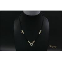 ราคา ทองสวยByManeeNopparut สร้อยคอ ขั้วบัวเพชร คล้องพระ 3องค์ รุ่น TS005 (4393868772)