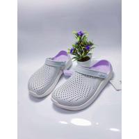 ราคา Crocs LiteRide Clog สีเทาสมพื่นสีขาว ใส่ได้ทั้งผู้หญิงและผู้ชาย รองเท้าใส่สวย ใช่ดีใช่ทน ทันสมัย กำลังฮิต ใส่เที่ยวทะเล เล่นน้ำ เบานุ่มสบาย (17434616921)
