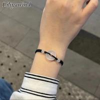 ราคา LILIYAWIND กำไลข้อมือหินโมราขาวนำโชคห่วงนิรภัยสำหรับปีนเขาผู้ชายและผ้าทอผู้หญิงสีแดงสีดำ (21255161145)