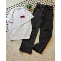 ราคา กางเกงยีนส์งานป้าย เสื้อพื้นสีขาวปักอาร์ม Style vintage (14016925770)