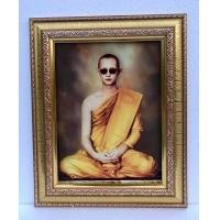 ราคา ภาพมงคล ใส่กรอบทองภาพเคลือบฟีล์มลามิเนตอย่างดี ขนาดภาพ8x10 นิ้ว ขนาดรวมกรอบ12x14 นิ้ว สามารถแขวนได้ และมีขาตั้งกรอบรูปตั้งโต๊ะได้ด้วย (725542466)