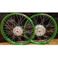 ราคา ชุดล้อเขียว YOKO ขอบเรียบดุมเดิมสีบอร์น ลูกปืน ซี่ชุบเงิน 1 40x17 ใส่ W125RSX W125i บังลม (21174438363)