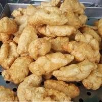 ราคา ลูกชิ้นปลาระเบิดรักบี้ 500 กรัม ตรา BOOM BOOM ผลิตภัณฑ์สินค้าฮาลาลผลิตจากโรงงานมุสลิม (21203631080)