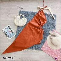 ราคา B17593 เดรสยาวทรงปาดไหล่สามารถปรับรูดสายด้ายข้างไหล่เองได้และปรับรูดข้าฃเอวได้ Long dress with off the shoulder design you can adjust the sash at the shoulder itself and adjust the slit at the waist (