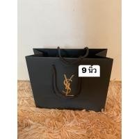 ราคา แท้ 100 ถุงกระดาษ YSL อักษรทอง วาย เอส แอล สีดำ ของใหม่ สภาพสวย แพคใส่กล่องอย่างดีค่ะ (20570187298)
