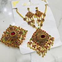 ราคา vintage jewelry เครื่องประดับไทย เครื่องประดับชุดไทย พลอยเทียมสร้อยคอ สร้อยคอจี้ ชุดสูทสีทอง ต่างหู หัวเข็มขัด สีแดง (20906127332)