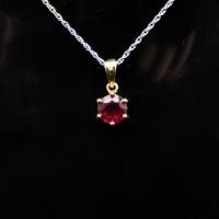 ราคา จี้พลอยทับทิม Natural Ruby สีชมพูแดง จากประเทศโมซัมบิก ตัวเรือนเงินแท้ 92 5 ชุบทองคำ มีใบรับประกันสินค้า (20832731676)