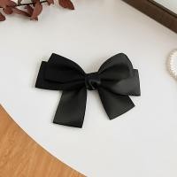 ราคา ที่คาดผมคนดังกิ๊ฟติดผมโบว์คลิปสปริงสีแดงขนาดใหญ่ (20612133445)