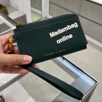 ราคา Charles Keith Wristlet Card Holder กระเป๋าใส่บัตร มีสายคล้องมือ (16327265927)