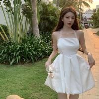 ราคา เดรสสั้นสายเดี่ยวโชว์หลังแต่งระบาย สวยบาดใจ เดรสสั้นสายเดี่ยว เดรสสั้นสีขาว มินิเดรสสีขาว (17466164210)