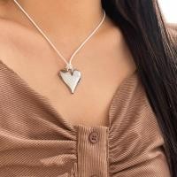 ราคา พร้อมส่ง vintage necklace สร้อยคอy2k โชคเกอร์ สร้อยคอเชือกถักสีขาว จี้หัวใจเงิน (20112671138)