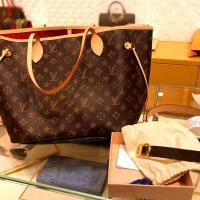 ราคา LV กระเป๋าหนังแท้2023ใหม่สำหรับผู้หญิงกระเป๋ากระเป๋าช้อปปิ้งสายตายาวตามอายุกระเป๋าแม่กระเป๋าถือสะพายไหล่ข้างเดียว (19309012555)