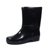 ราคา รองเท้าบูทยาง รองเท้าบูทยางสีดำ พื้นดำ รองเท้าบูทยางกันน้ำ เนื้อยางหนา รองเท้าบูททำนา ทำสวน รองเท้าบูทตราดาวเรือง รุ่น 461 (9727122921)