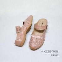 ราคา รองเท้าปิดหน้าเท้าเปิดส้นปักและฉลุลายสวยหนังนุ่มใส่สบายงานhandmade (19134141743)