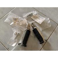 ราคา พักเท้าหน้า ซ้าย ขวา Yamaha ZR120 ของใหม่ 1คู่ (20449069421)