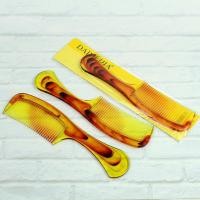 ราคา หวีพลาสติก หวีซี่ถี่ สีน้ำตาล รุ่น honey style comb 00h Boss (7367158169)