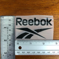 ราคา ตัวรีดติดเสื้อลายสวยๆ โลโก้ แบรนด์กีฬา Nike Adidas Reebok ใช้งานง่าย รีดได้ทุกเนื้อผ้า (20311084695)