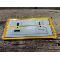 ราคา กรอบป้ายทะเบียน แบบยาว มอเตอร์ไซค์รุ่นเก่า รถคลาสสิค เป็นงานรุ่นเก่าค้างร้านสิ้นค้ามือ1 วัสดุเป็นเหล็กสวยคลาสสิค รุ่นลายโซ่เป็นพลาสสติกพื้นเหล็ก จะเอาไปสะสมหรือเอาไปใส่รถก็สวยตรงยุค (20035834899)