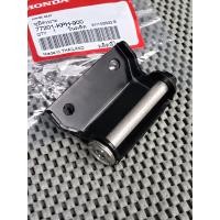 ราคา บานพับเบาะ แท้เบิกศูนย์ น๊อตบานพับเบาะ เลส งานเฮงสกรู wave125เก่า เวฟ125I Sบังลม เวฟ125R Sหัวเถิก มีขายแยก (20912123420)