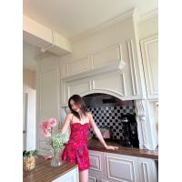 ราคา Jnd656 มินิเดรสสายเดี่ยวเกาะอก ลายดอกแดงแบบผู้ดีผู้เอยผู้ใจ (19537056917)