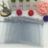 ราคา ถุงผ้าไหมแก้ว แพ็ค 100 ใบ พร้อมส่ง ถุงของขวัญ ถุงของขวัญงานแต่ง ถุงไหมแก้ว ถุงของชำร่วย (20484248964)