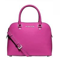 ราคา กระเป๋าถือ Michael Kors แท้ หนังแท้ ฟอกแบบกันรอยขีดข่วน สวยหรู ทรงโดมสวยคลาสสิค มีสายยาว รุ่นแนะนำ MICHAEL KORS 30S5SCPS2L CINDY Medium Dome Satchel Saffiano Leather Raspberry (10692518)