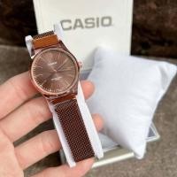 ราคา ลดจัดหนัก สินค้าราคาถูก นาฬิกาผู้หญิงCasio นาฬิกาข้อมือแฟชั่น สีดำ สีพิงค์ สายแม่เหล็ก ปรับสายได้เองใส่ง่ายไม่ต้องตัดสาย (19715633521)