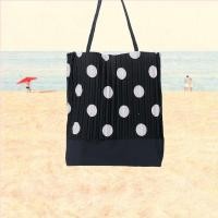 ราคา กระเป๋าผ้าพลีท Pleat Riya Brand (19485983042)