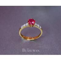 ราคา แหวนพลอยทับทิม สีแดงสด ด้านข้างบ่าฝังด้วยเพชร เบลเยียม ตัวเรือนทองคำแท้ 18K การันตี พลอยแท้ เพชรแท้ พร้อมใบรับประกันจากทางร้าน (11632694713)