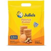 ราคา ๋ีJulies peanut butter sandwich biscuits ขนม ขนมปังกรอบสอดไส้ครีม เนยถั่ว ตรา จูลี่ส์ Julies Brand ขนาด 360 กรัม (20303235311)