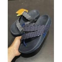 ราคา รองเท้าแตะfitflop สีเทา รองเท้าแตะผู้ชาย ผู้หญิงรองเท้าเพื่อ สุขภาพรองเท้าแตะแบบสวมตรงปก 100 ส่งของทุกวัน (18206642198)