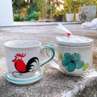 ราคา แก้วฝาปิดลายตราไก่ ดอกชบา คละสี (20957086760)