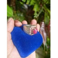 ราคา แหวงทับทิม แอฟริกา โมซัมบิก แหวงเงินแท้ ตัวเรือนทำจากเนื้อเงินแท้ เงิน 92 5 ล้อมเพรชสวิต ไซส์ 50 69 รหัสRU0001 (9445761550)