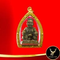 ราคา จี้ กุมารทองอุดมทรัพย์ หลวงพ่อเปิ่น วัดบางพระ จ นครปฐม ปี ๒๕๕๔ ค้าขาย เรียกทรัพย์ เลี่ยมกรอบทอง ชุบเศษทองเยาวราช (15146908966)